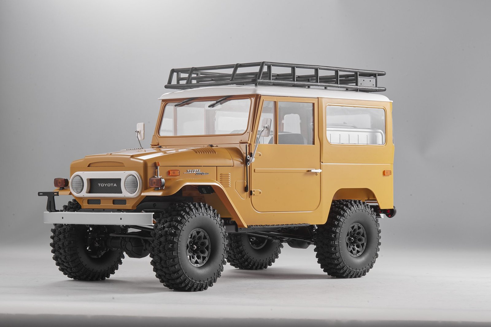 1:10 Toyota Land Cruiser FJ40 RS Blue - Image 16