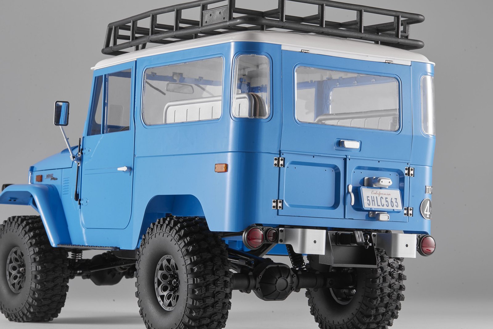 1:10 Toyota Land Cruiser FJ40 RS Blue - Image 7