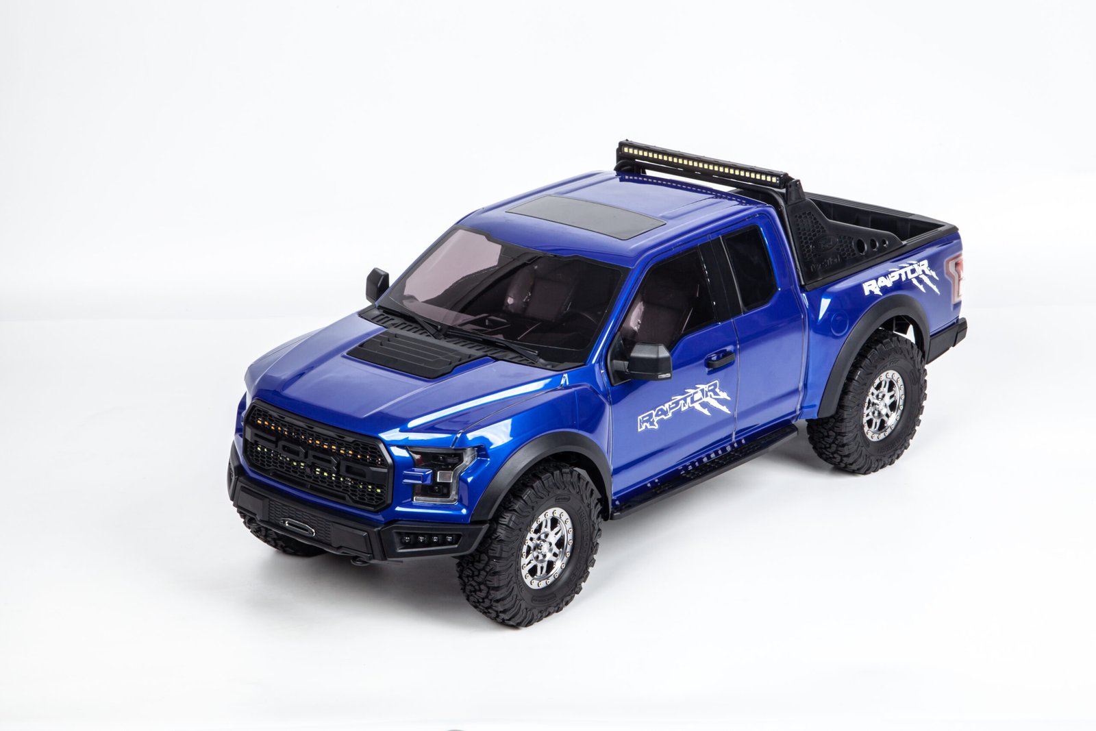 KM-1:8 Ford Raptor F150 - Image 7