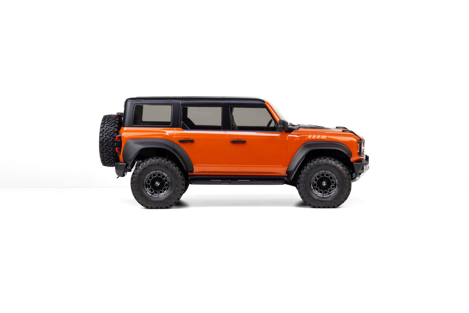 KM Traction Hobby 1/8 Ford Bronco Raptor - Image 12