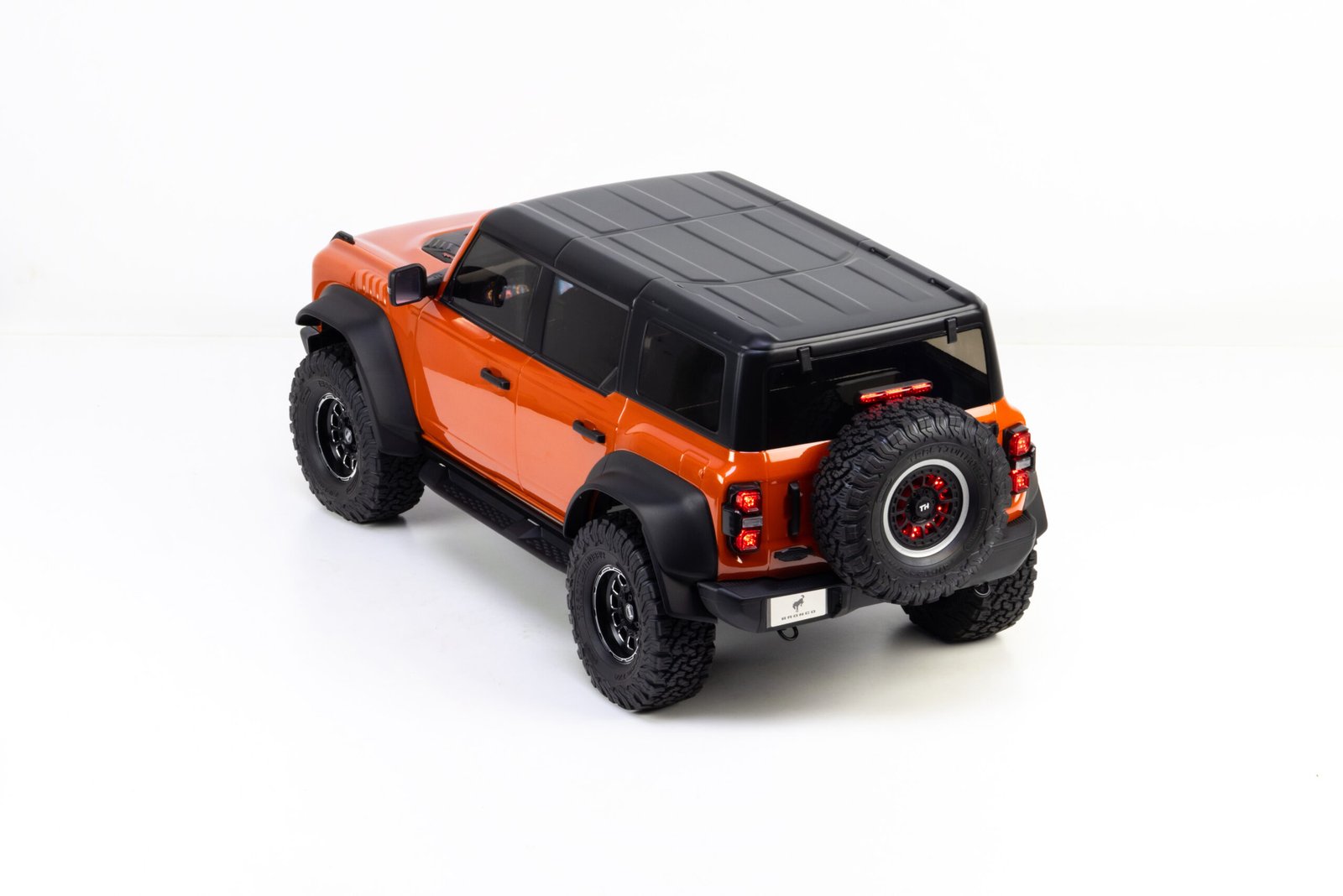 KM Traction Hobby 1/8 Ford Bronco Raptor - Image 7